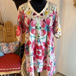 JOHNNY WAS Silk Colorful Floral Print Short Sleeve Loose Top! Elastic back! Med